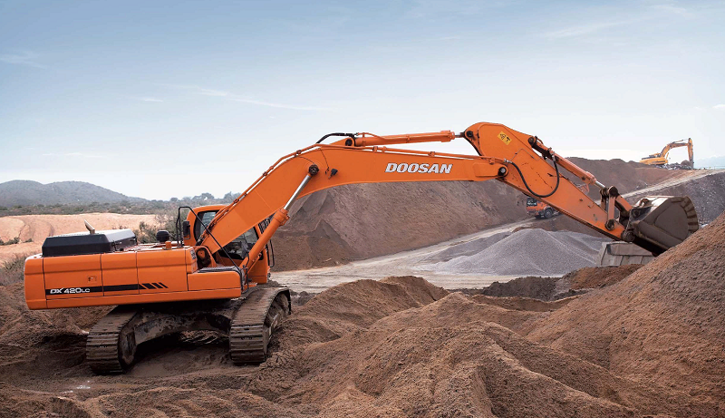 тяжёлый экскаватор Doosan